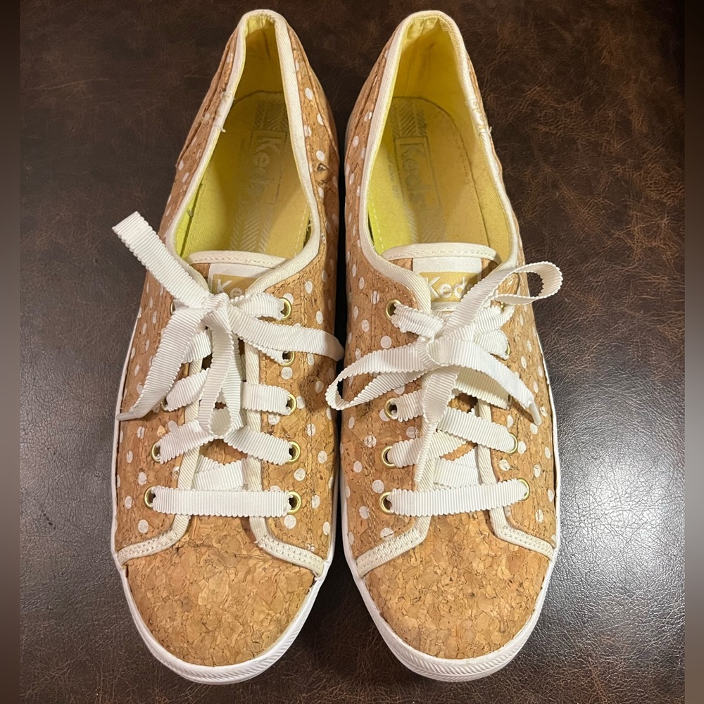 Polka Dot Cork Keds ⚪️